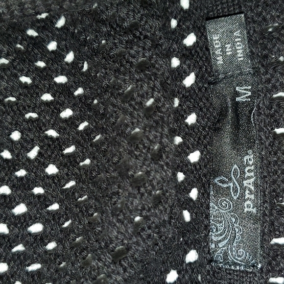 Prana women's M black scoop knit punch hole Sweater shirt. - Picture 4 of 9
